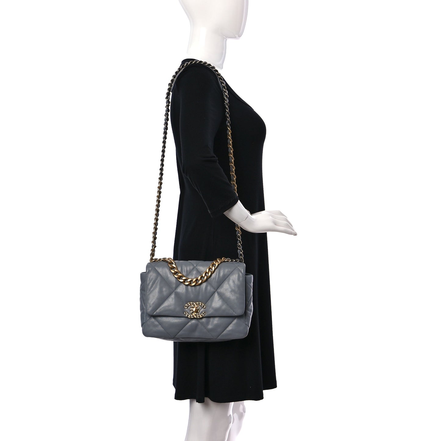 Lambskin Quilted Medium Chanel 19 Flap Grey