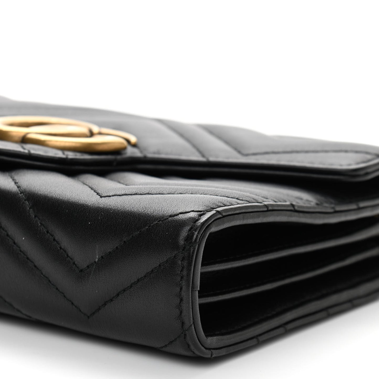 Calfskin Matelasse GG Marmont Chain Wallet Black