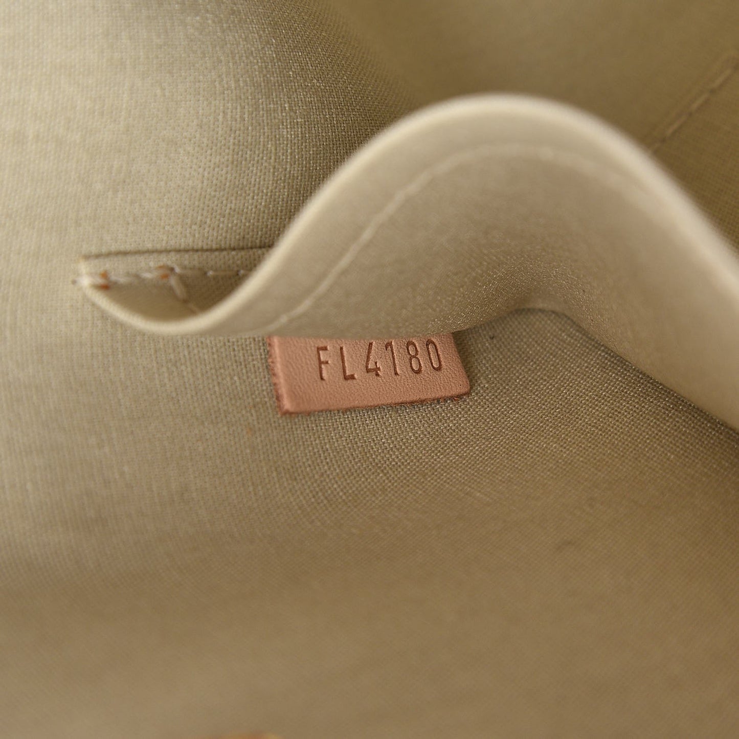 Vernis Sherwood PM Blanc Corail