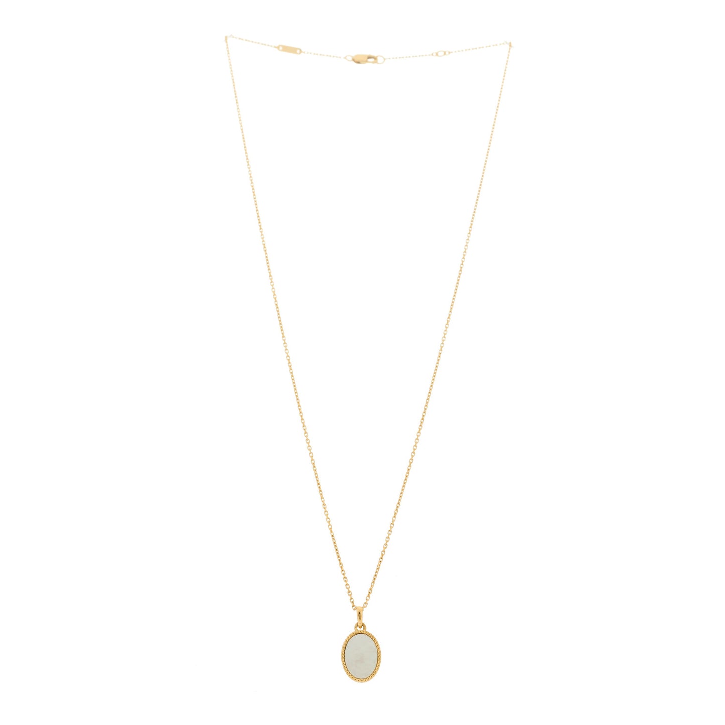 18K Yellow Gold Mother of Pearl Oval Pendant Necklace