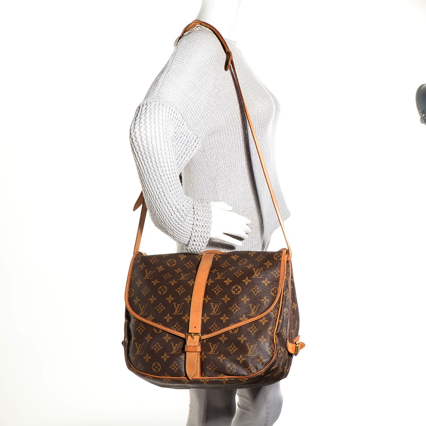 Monogram Saumur 35
