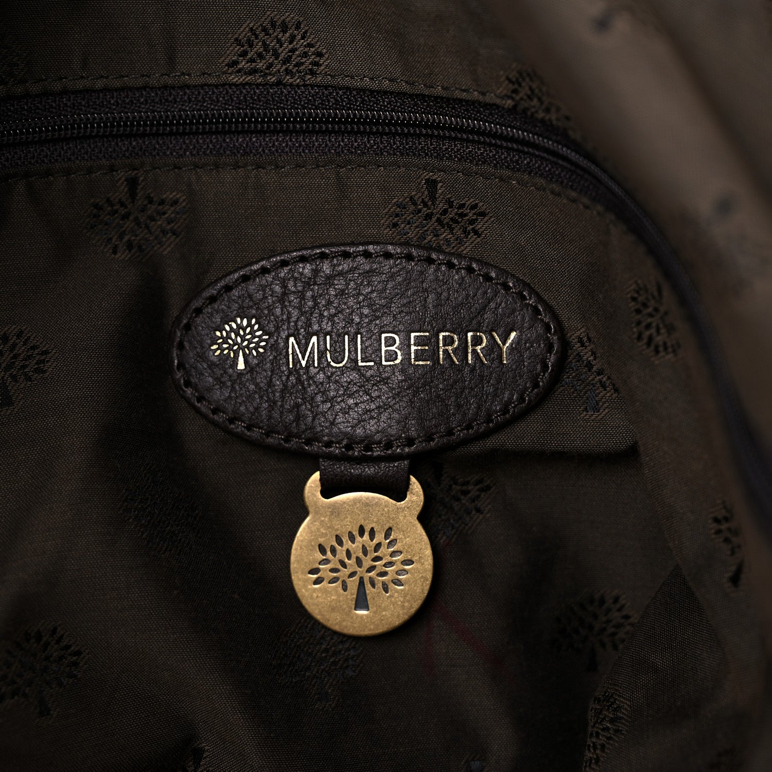 Mulberry Calfskin Crocodile Embossed Duffle Bag Brown 5 of 21