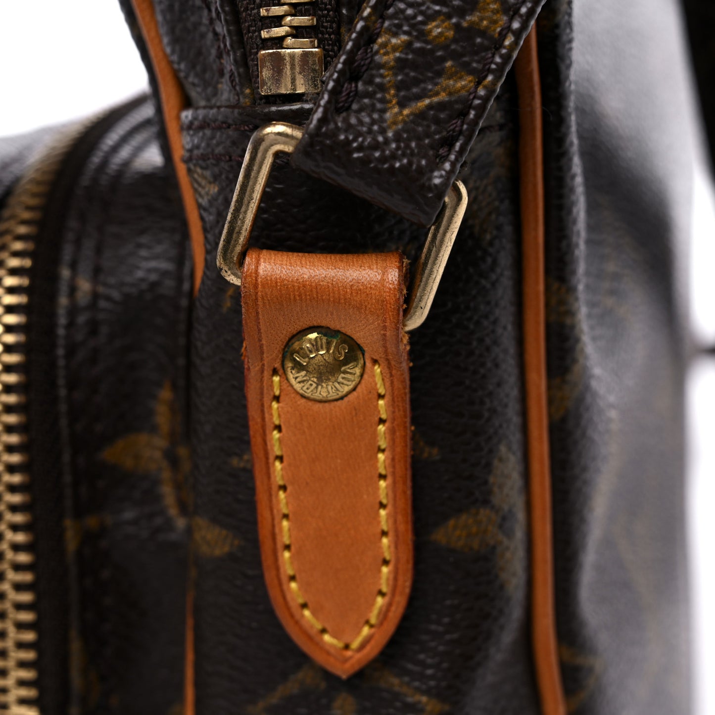 Monogram Amazone