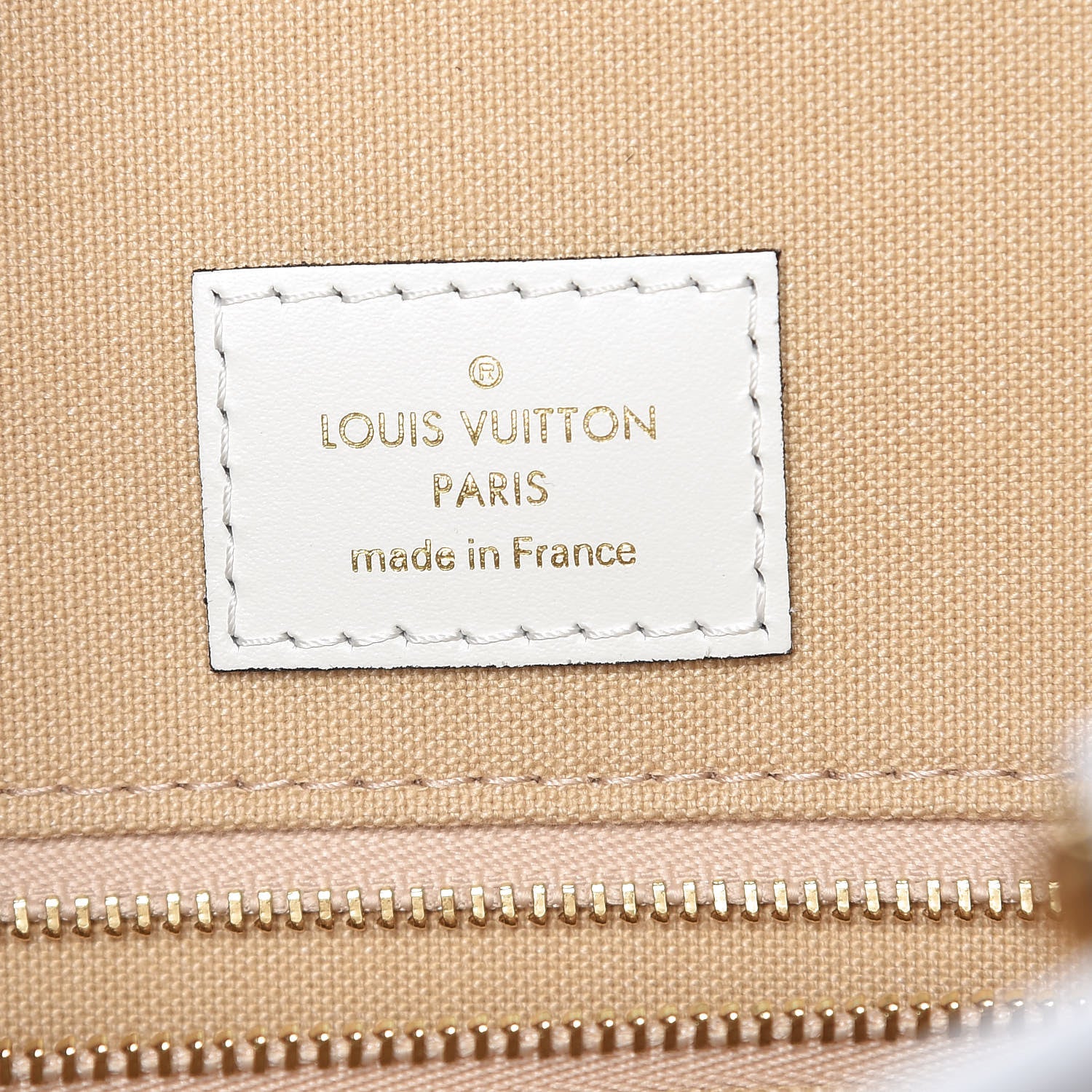 Louis Vuitton Monogram Giant Onthego GM Kaki Beige 6 of 9