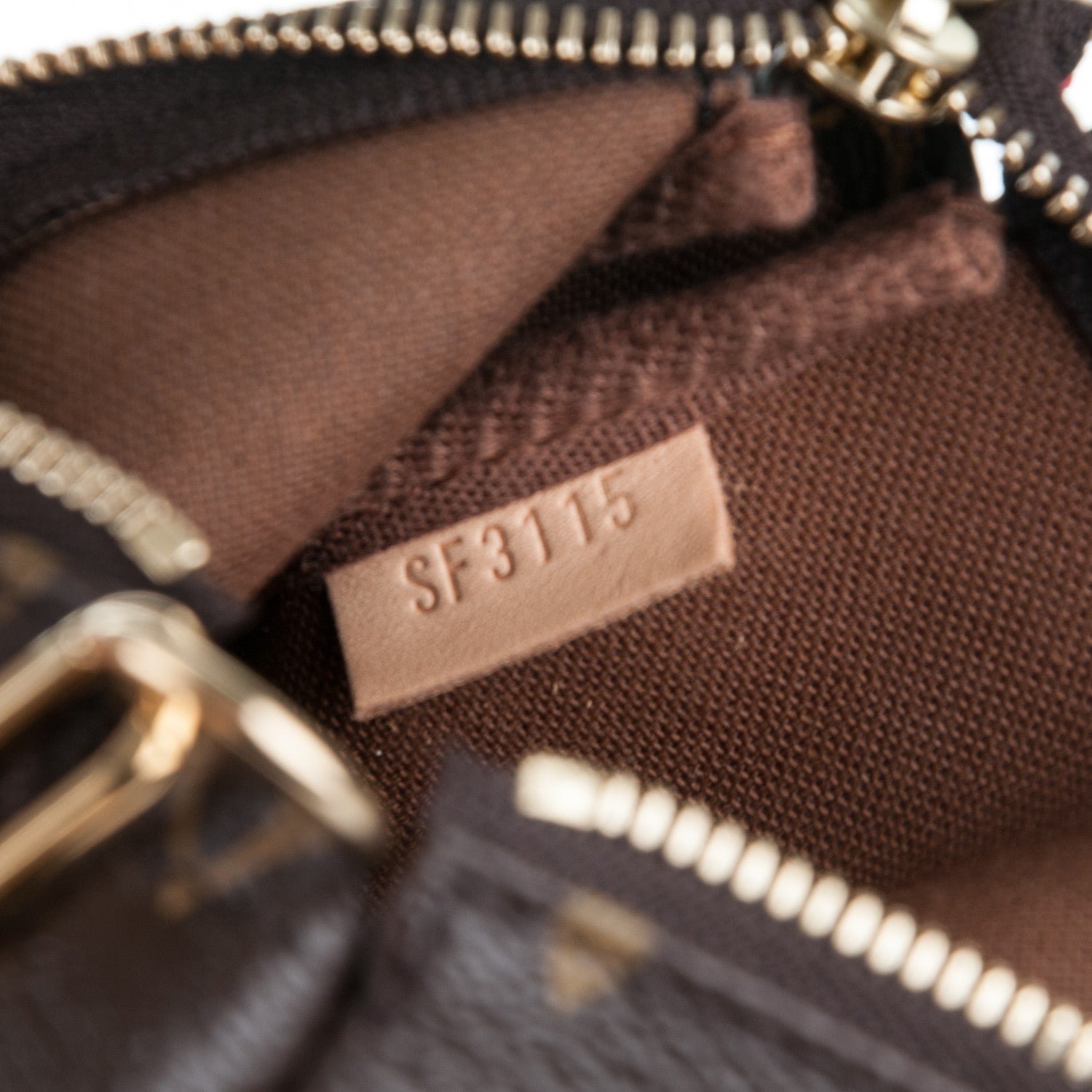 Louis Vuitton Monogram 2015 Christmas Animation Mini Pochette Accessories 7 of 7