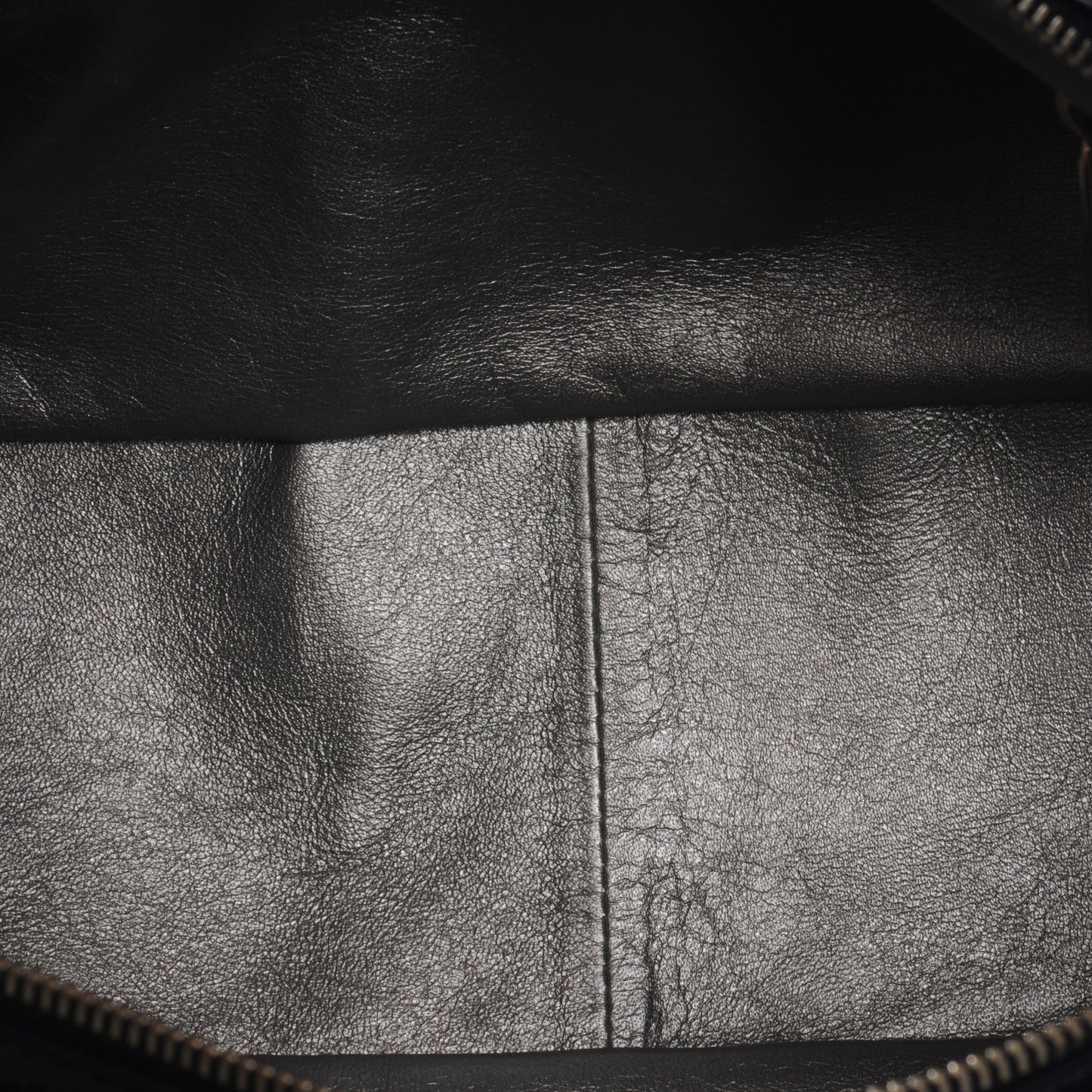 Patent Luxe Ligne Medium Tote Navy