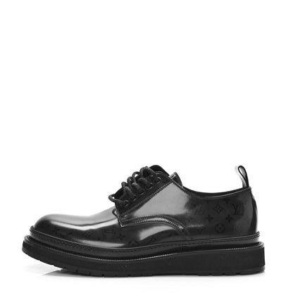Louis Vuitton Reverse Monogram Eclipse Glaze Mens LV Club Loafers 9 Black 1 of 8