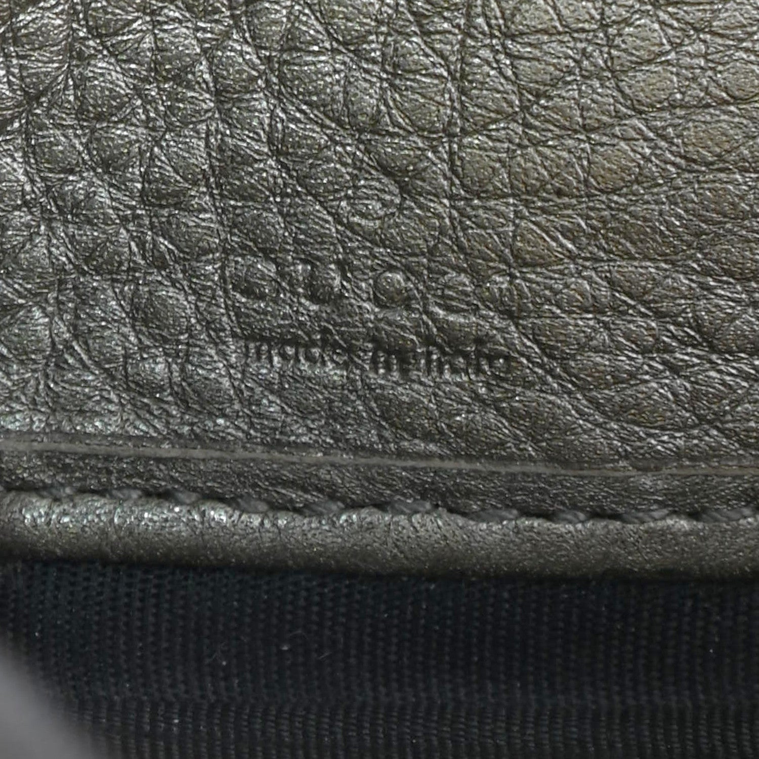 Gucci Metallic Pebbled Calfskin Soho Zip Around Wallet Golden Beige 6 of 13