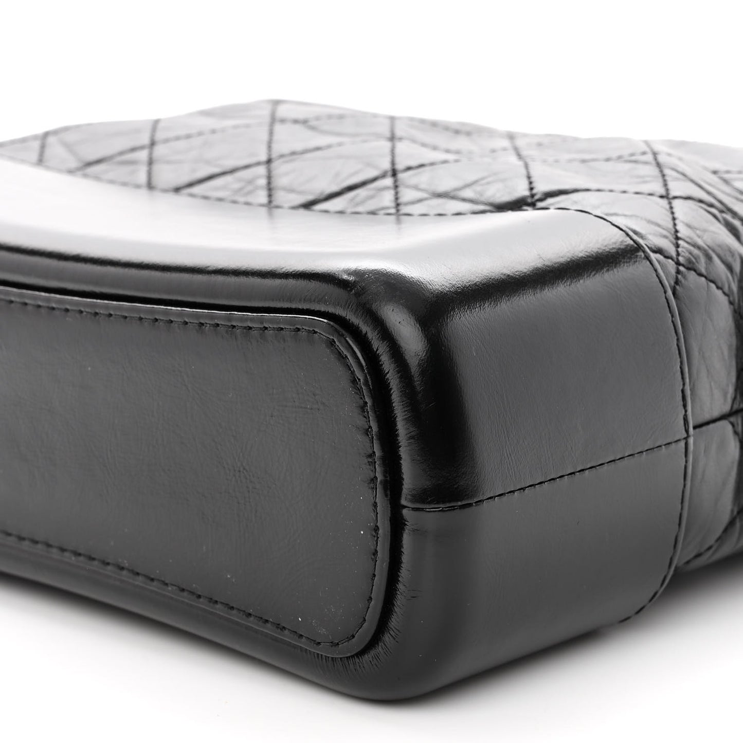 Aged Calfskin Quilted New Medium Gabrielle Hobo Black