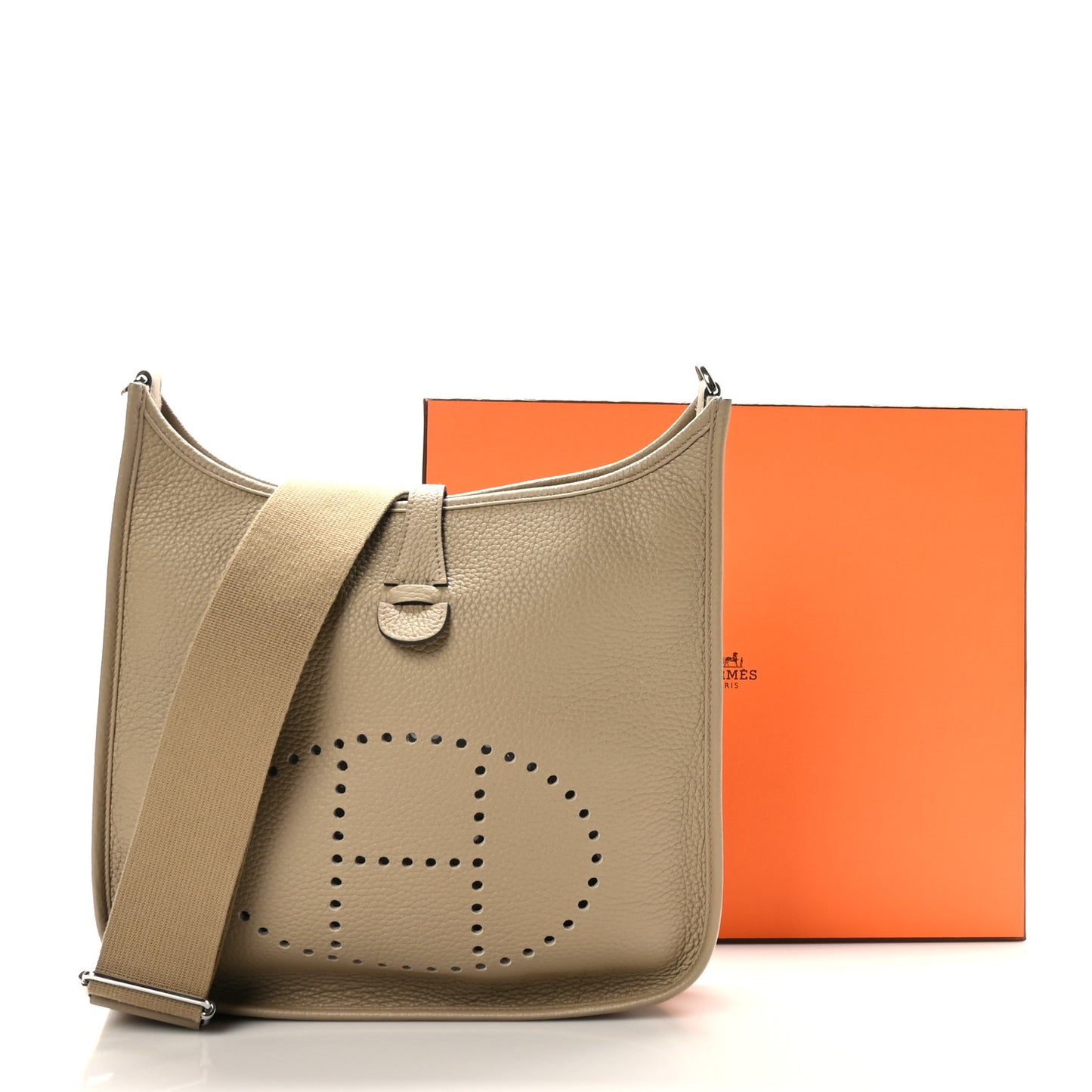 Taurillon Clemence Evelyne III PM Beige Marfa