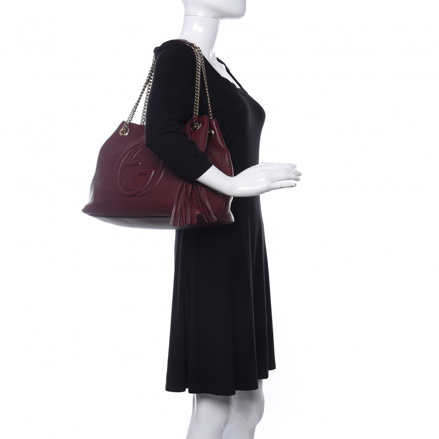 Pebbled Calfskin Medium Soho Chain Shoulder Bag Scarlatto