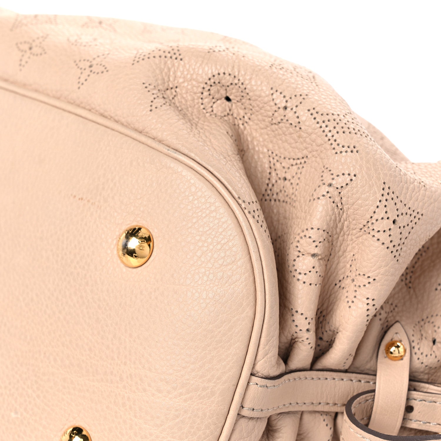 Louis Vuitton Mahina L Coquille 10 of 20