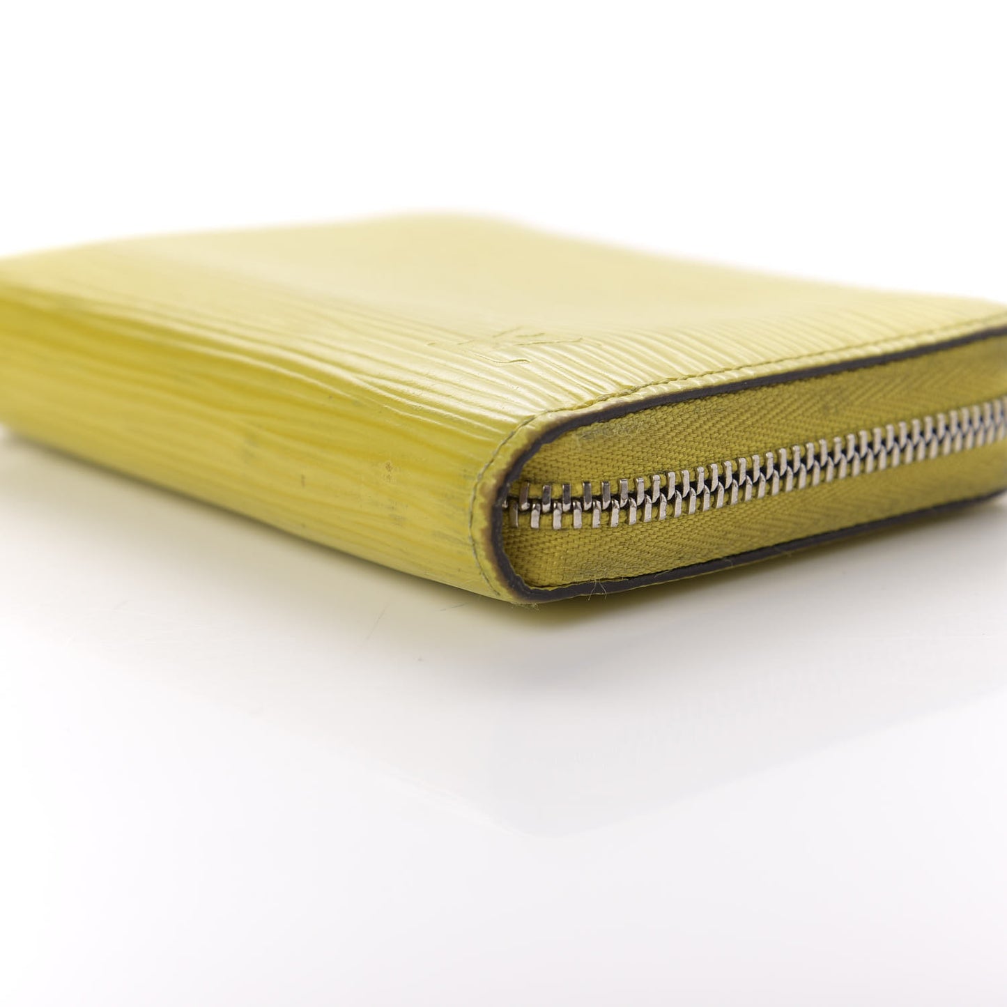 Epi Zippy Coin Purse Pistache