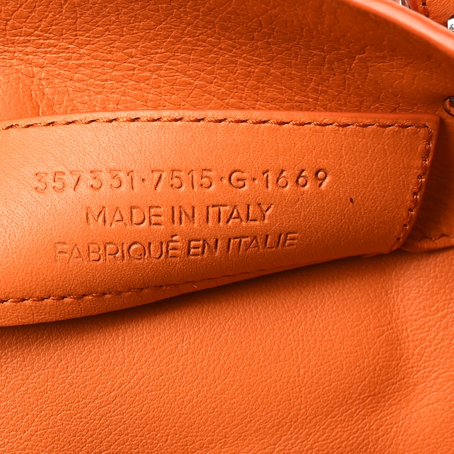 Veau Papier A4 Zip Around Tote Mandarine