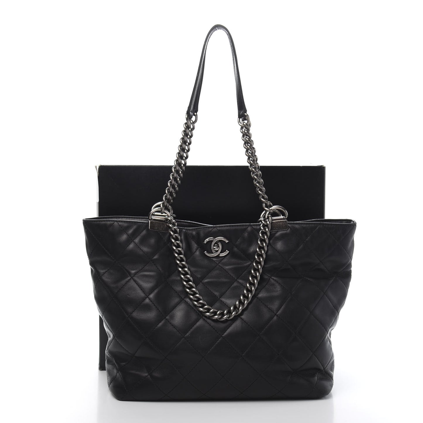 Calfskin Quilted Large Shopping In Chains Tote Black