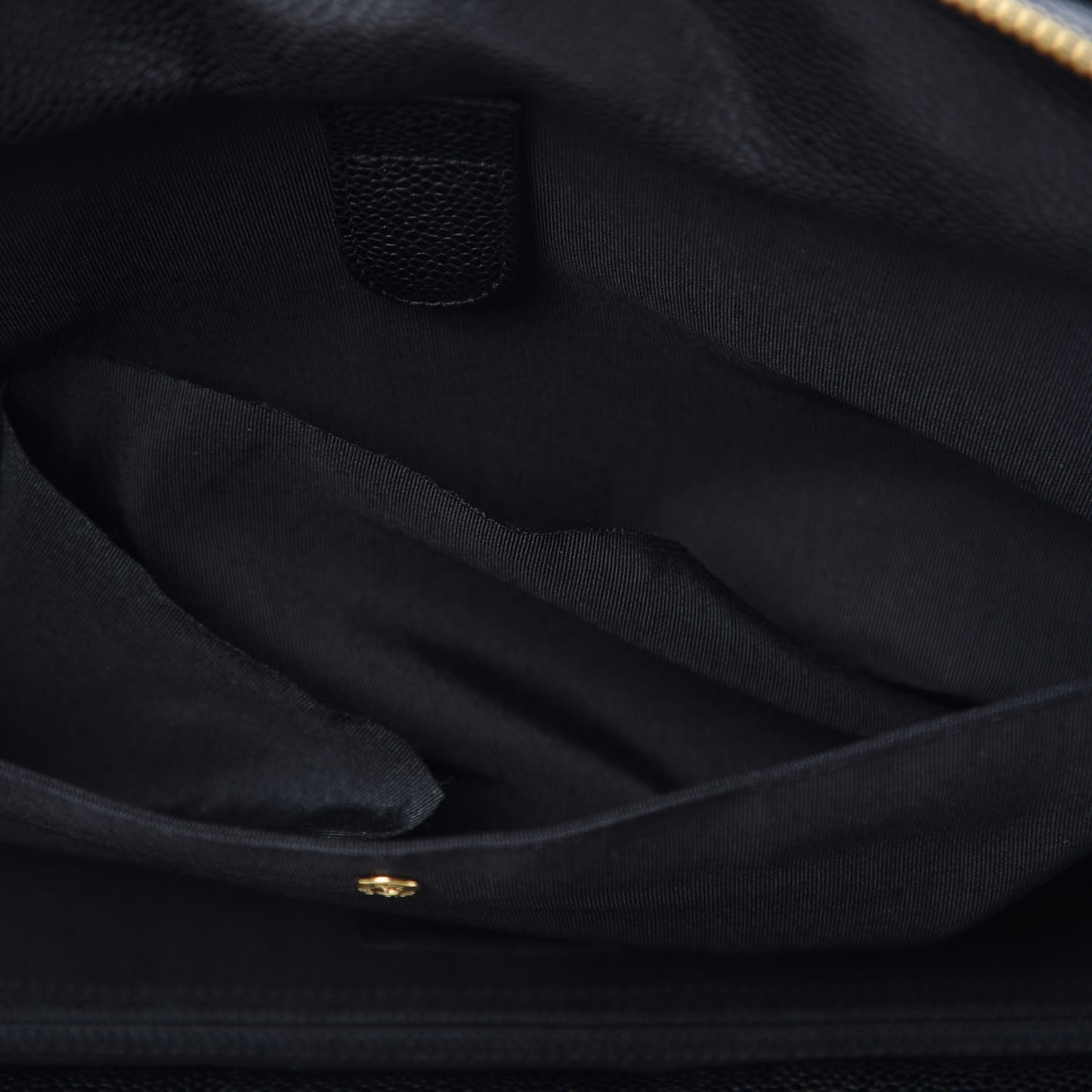 Caviar Quilted CC Tote Black