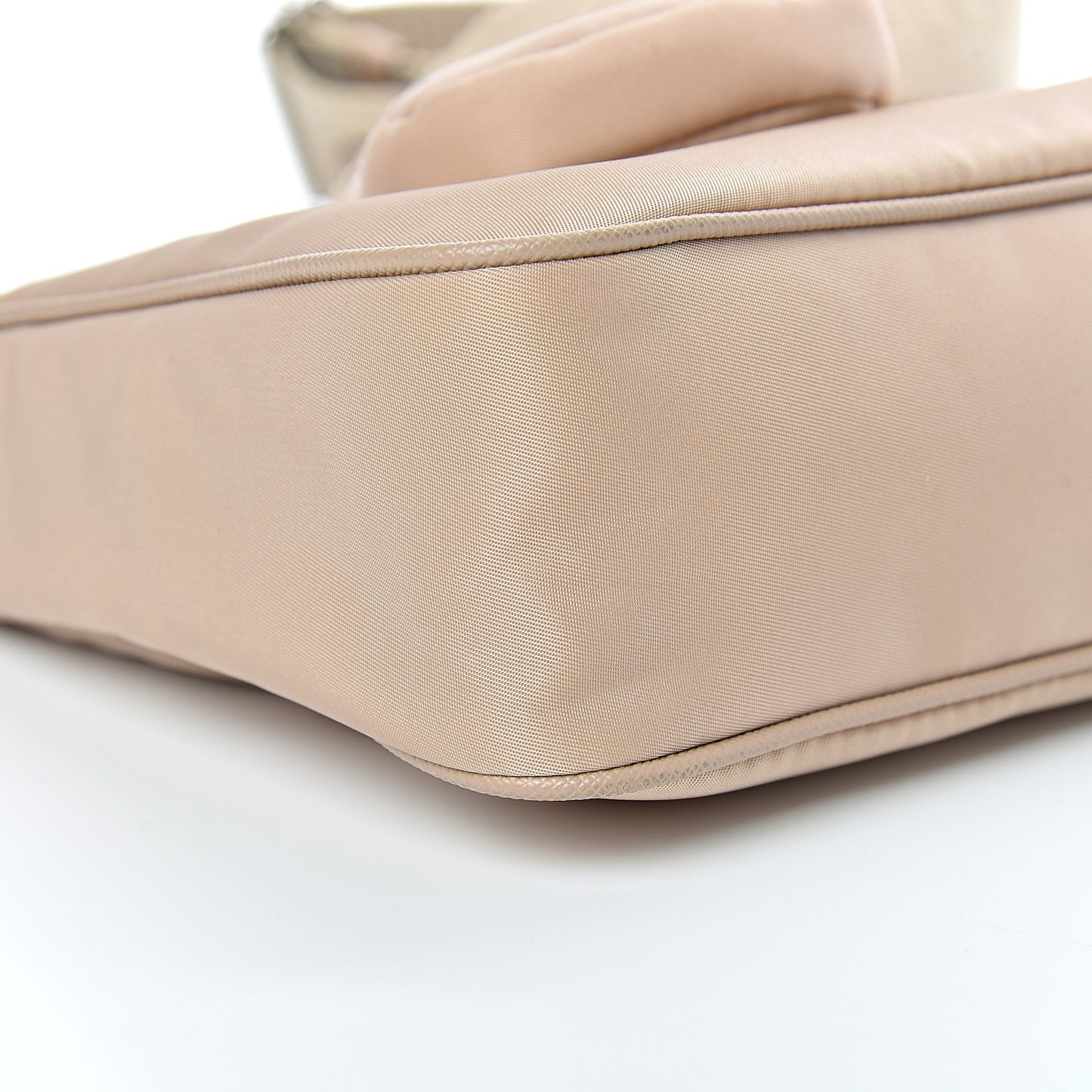 Nylon Re-Edition 2005 Shoulder Bag Cammeo