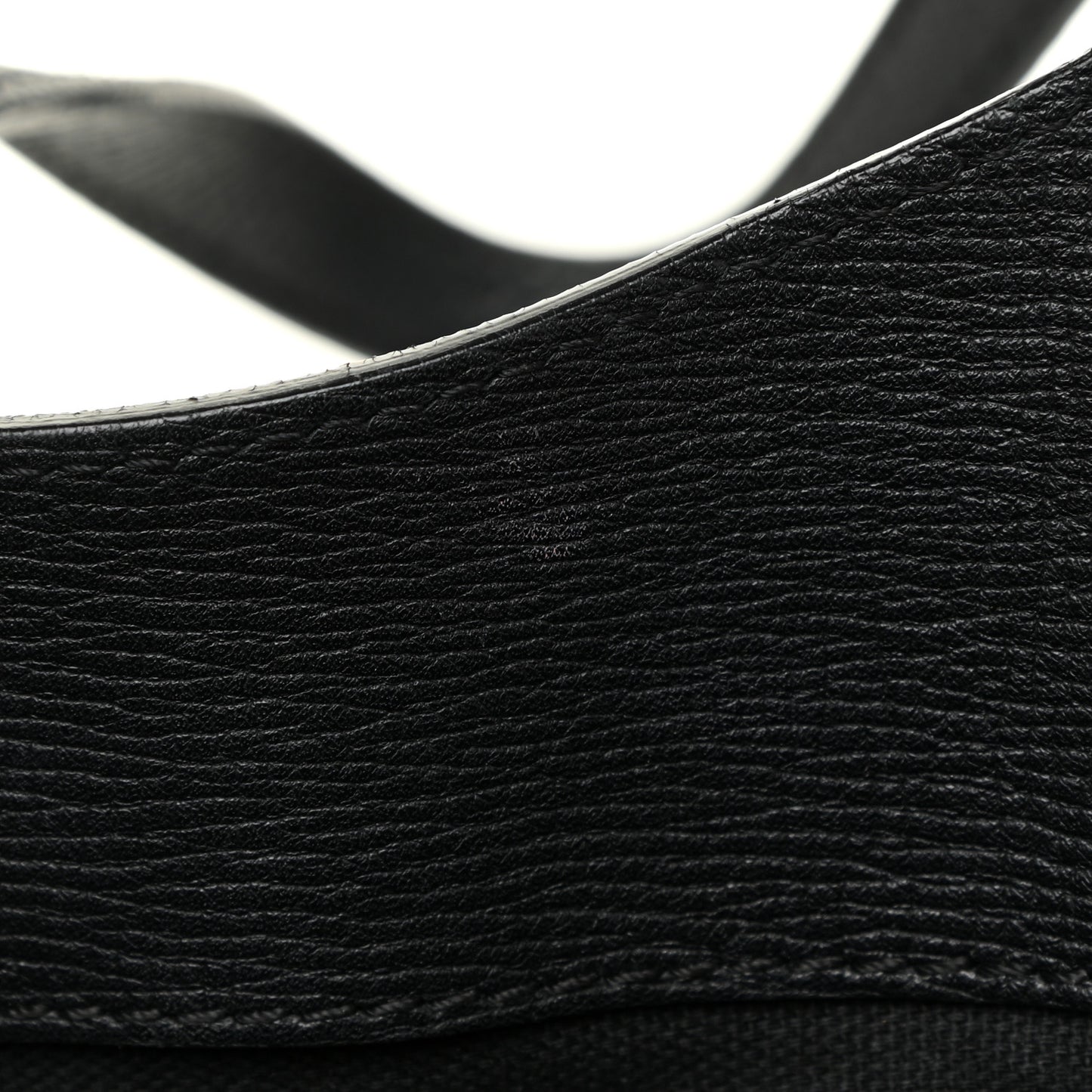 Grainy Calfskin House Check Small Canterbury Black