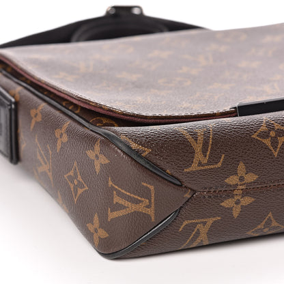 Louis Vuitton Monogram Macassar District PM 7 of 8
