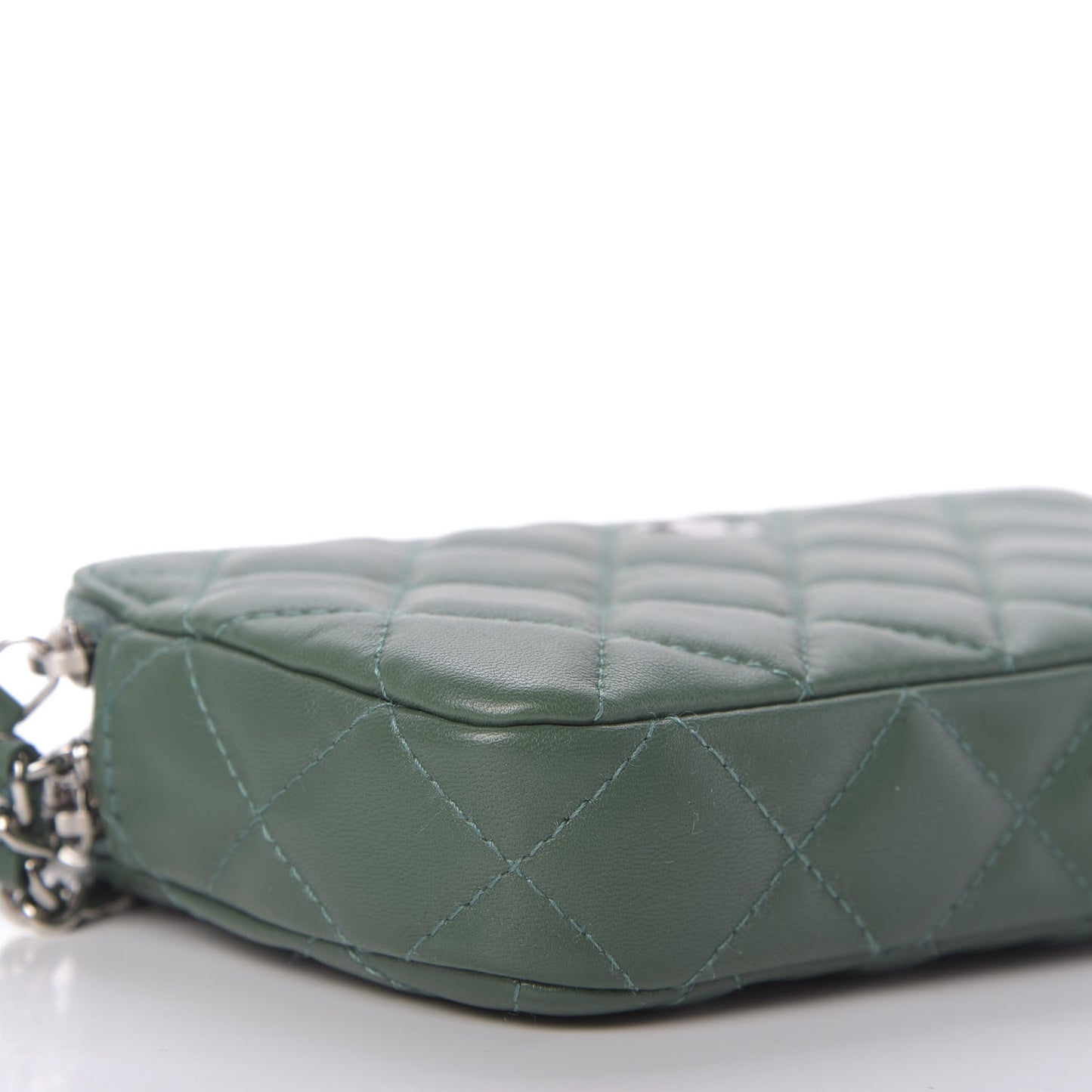 Lambskin Quilted Small Clutch With Chain Green