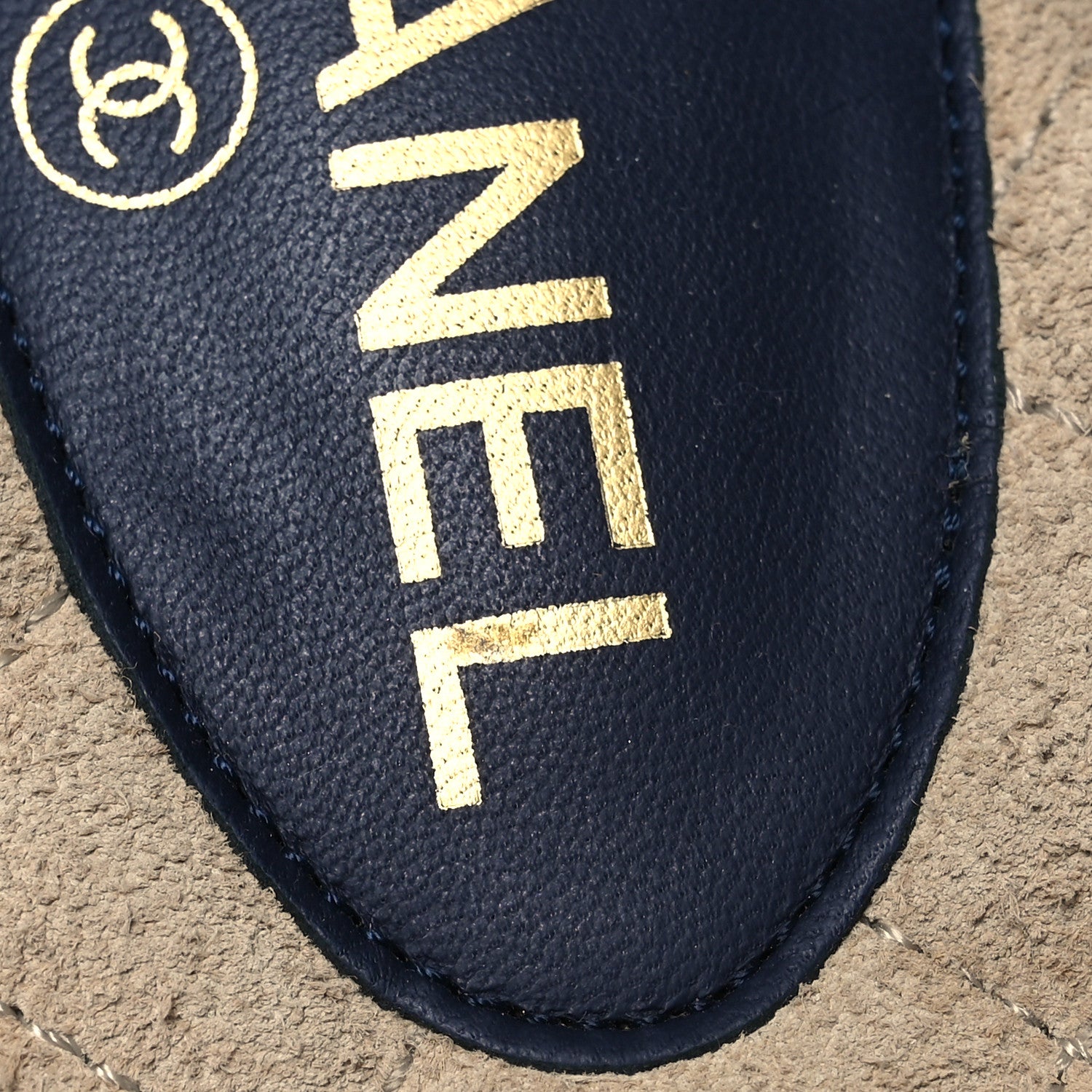 Chanel Suede Crystal CC Thong Sandals 39.5 Navy 13 of 13