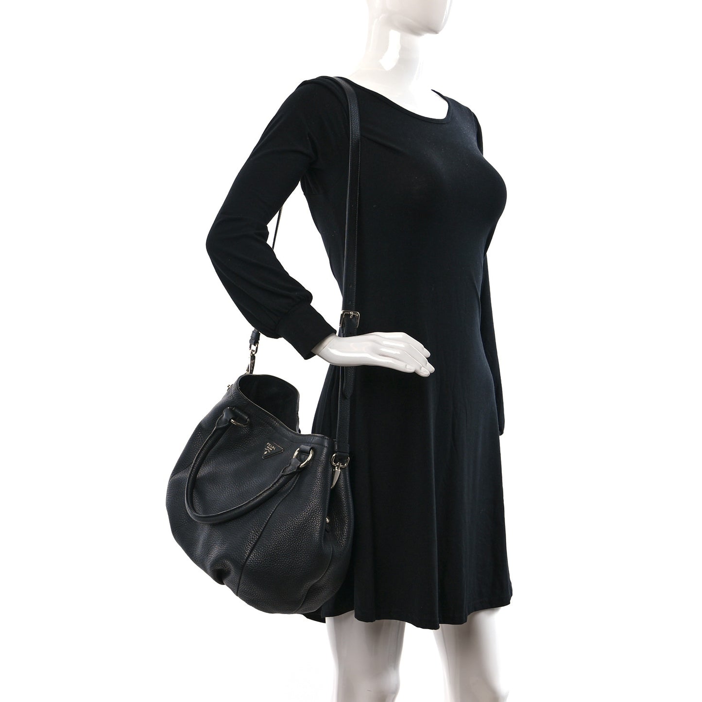 Vitello Daino Shopping Tote Black