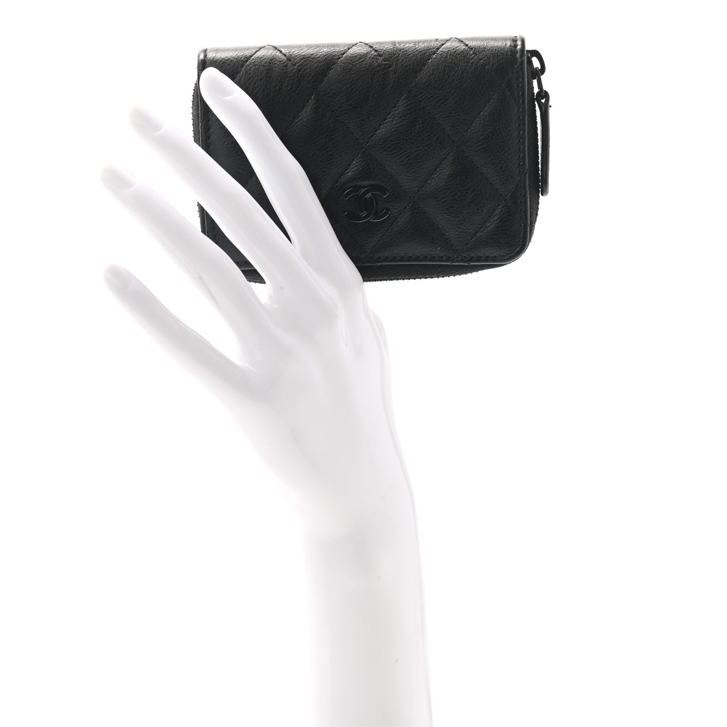 Chanel Aged Calfskin Quilted Zip Coin Purse So Black 2 of 7