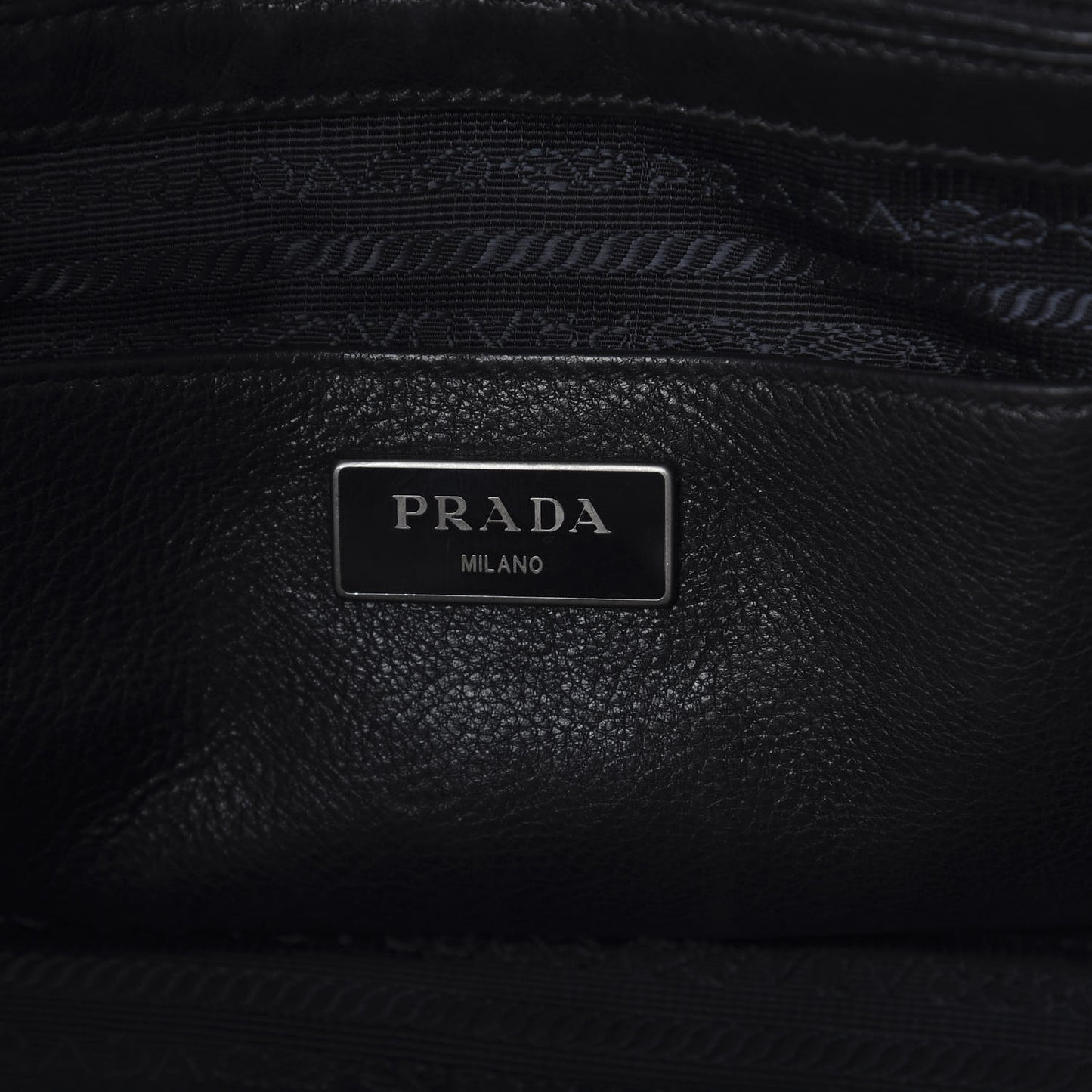 Glace Calf Bi-Color Twin Pocket Tote Pomice Black
