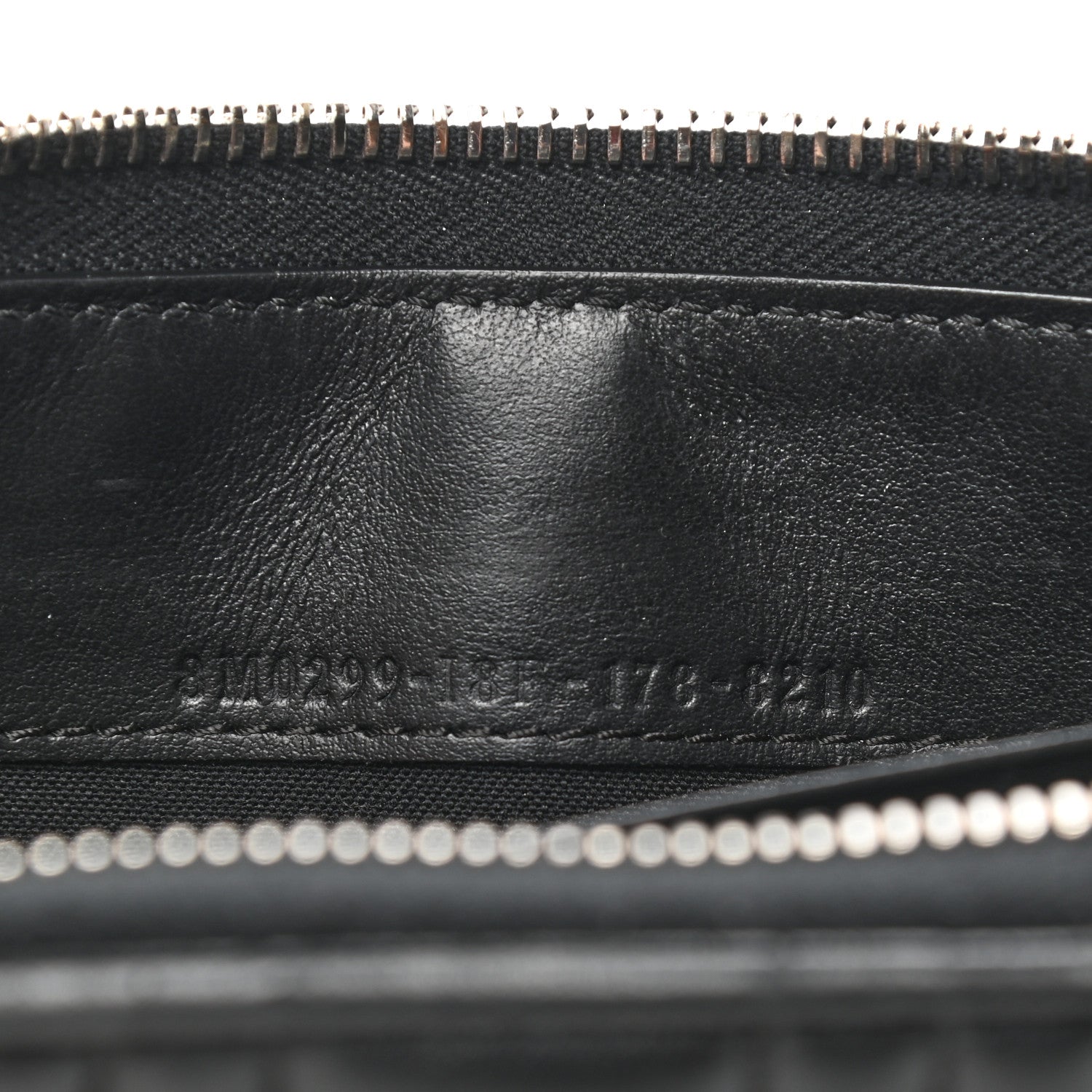 Fendi Shiny Nappa Trapuntata DotCom Zip Around Wristlet Wallet Black 8 of 10