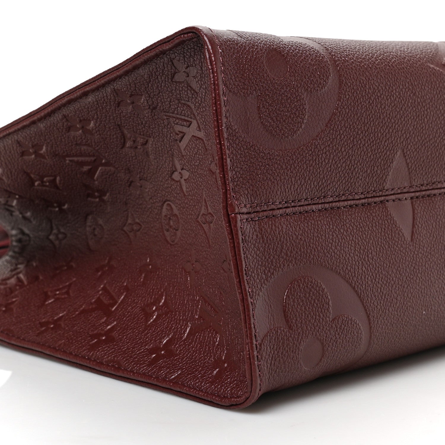 Louis Vuitton Empreinte Monogram Giant Onthego MM Wine 7 of 8
