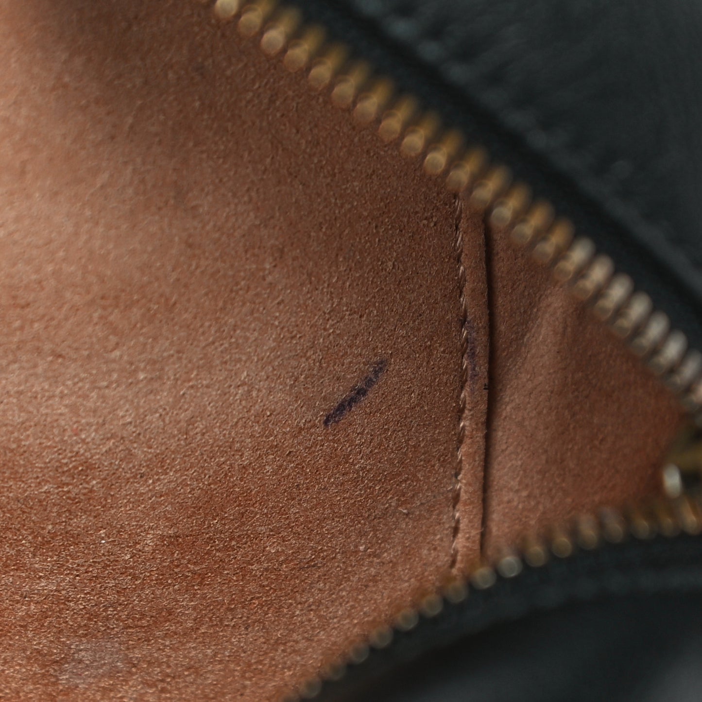 Calfskin Matelasse Small GG Marmont Chain Shoulder Bag Black