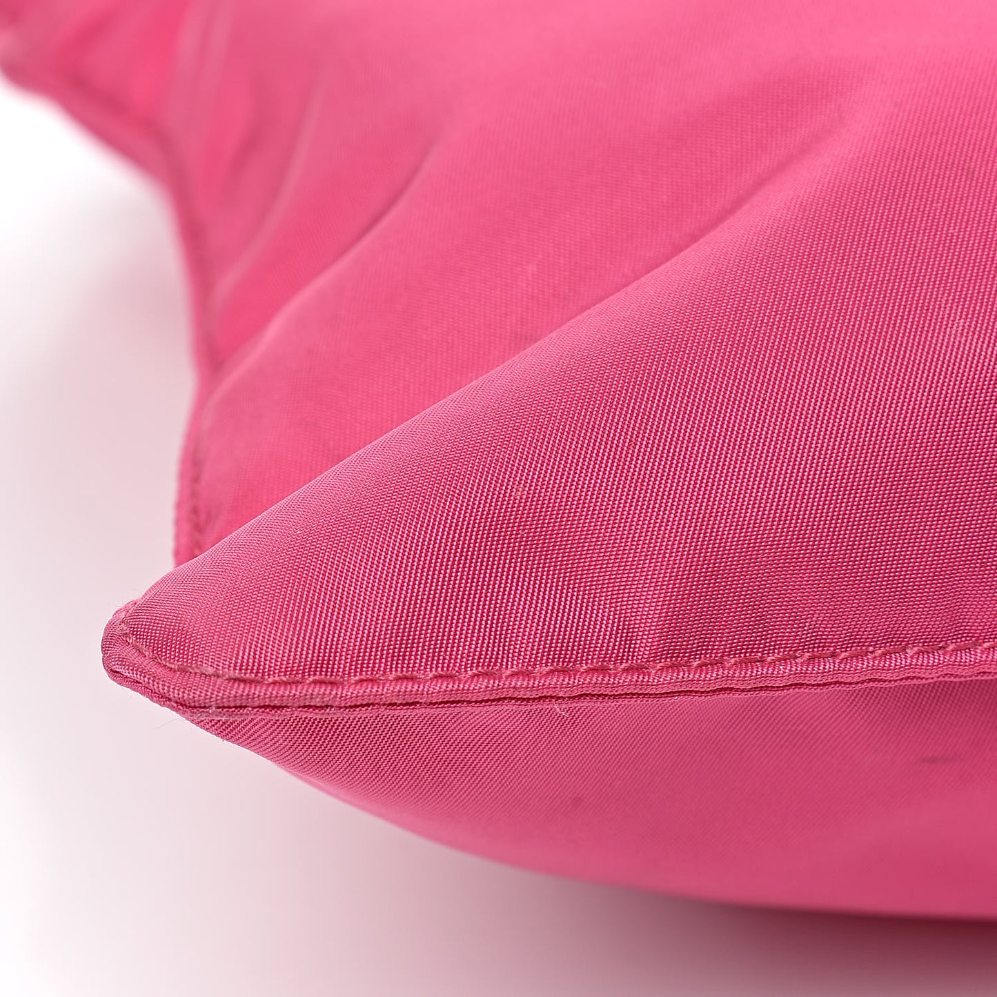 Nylon Vela Flat Messenger Bag Fuxia
