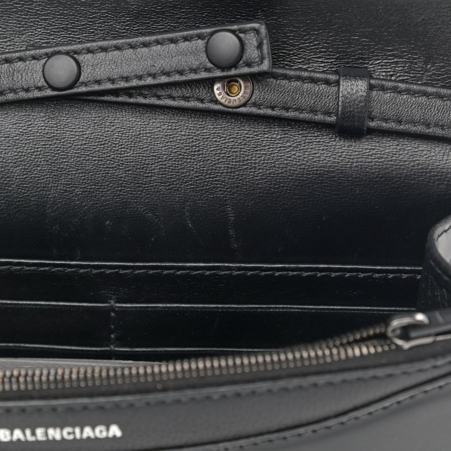 Smooth Calfskin B Wallet on Chain Black