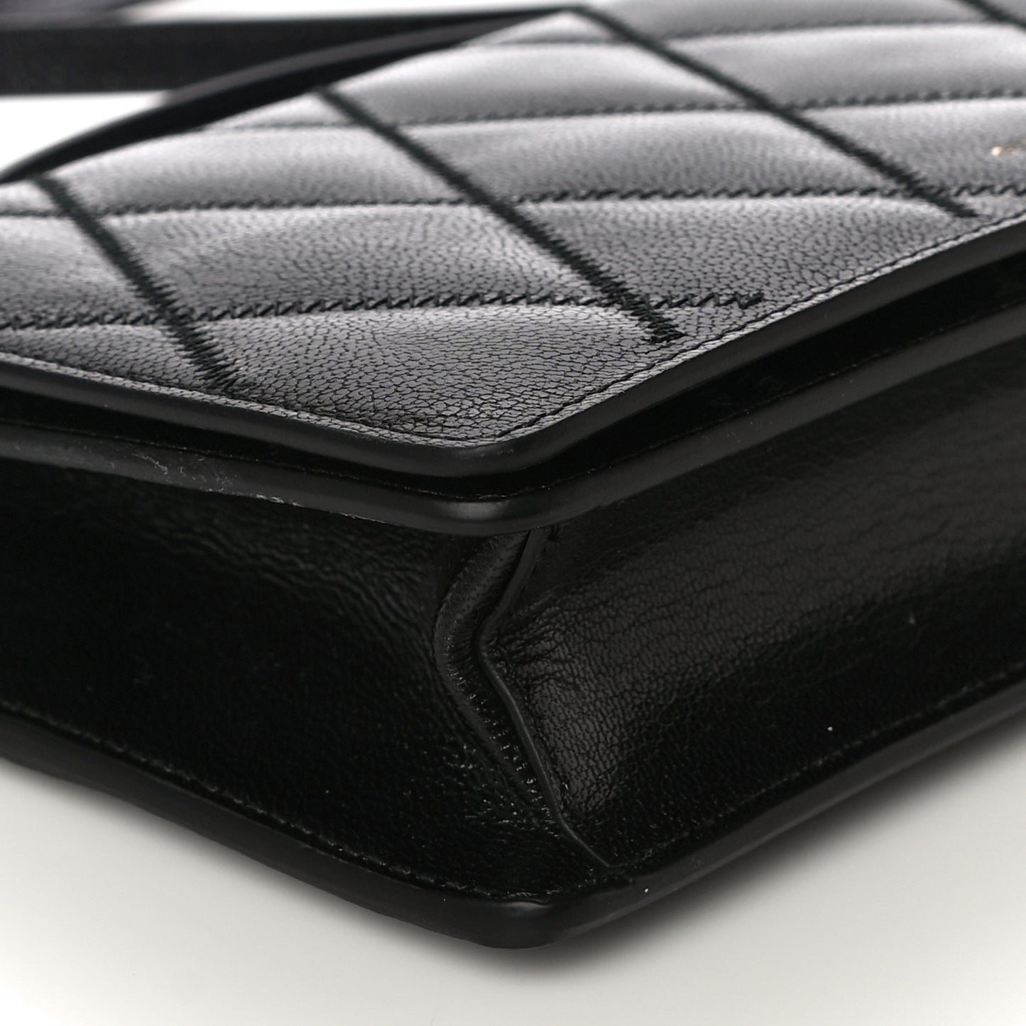 Goatskin Quilted GV3 Strap Wallet Black