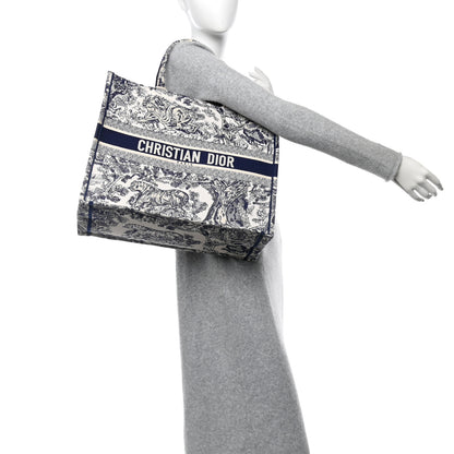 Christian Dior Canvas Embroidered Large Dioriviera Toile De Jouy Book Tote Blue 2 of 16