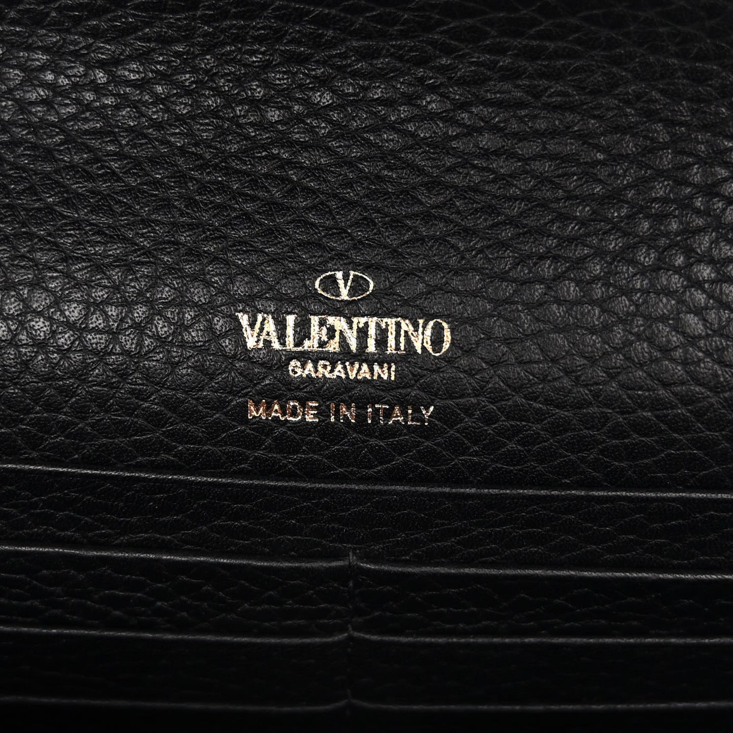 Pebbled Calfskin Rockstud Envelope Wallet on Chain Black
