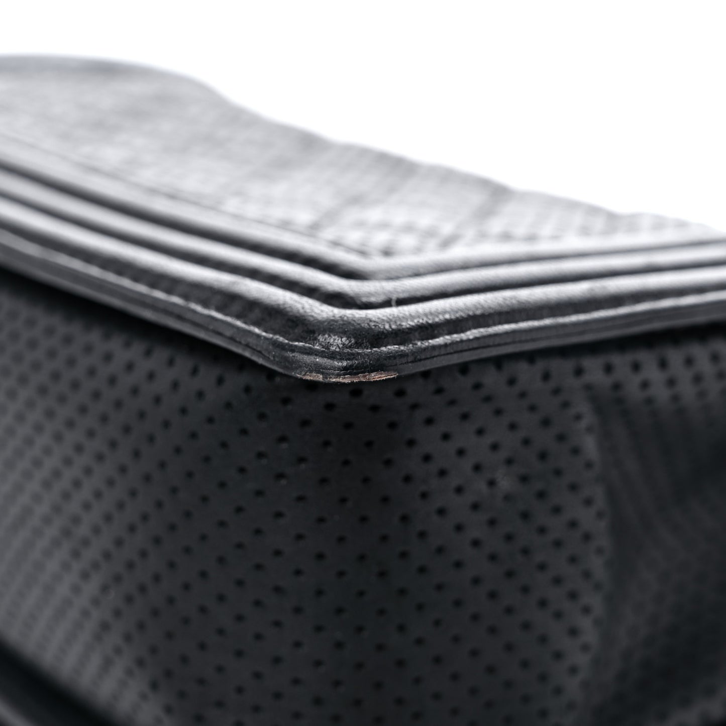 Lambskin Perforated Medium Boy Flap Black