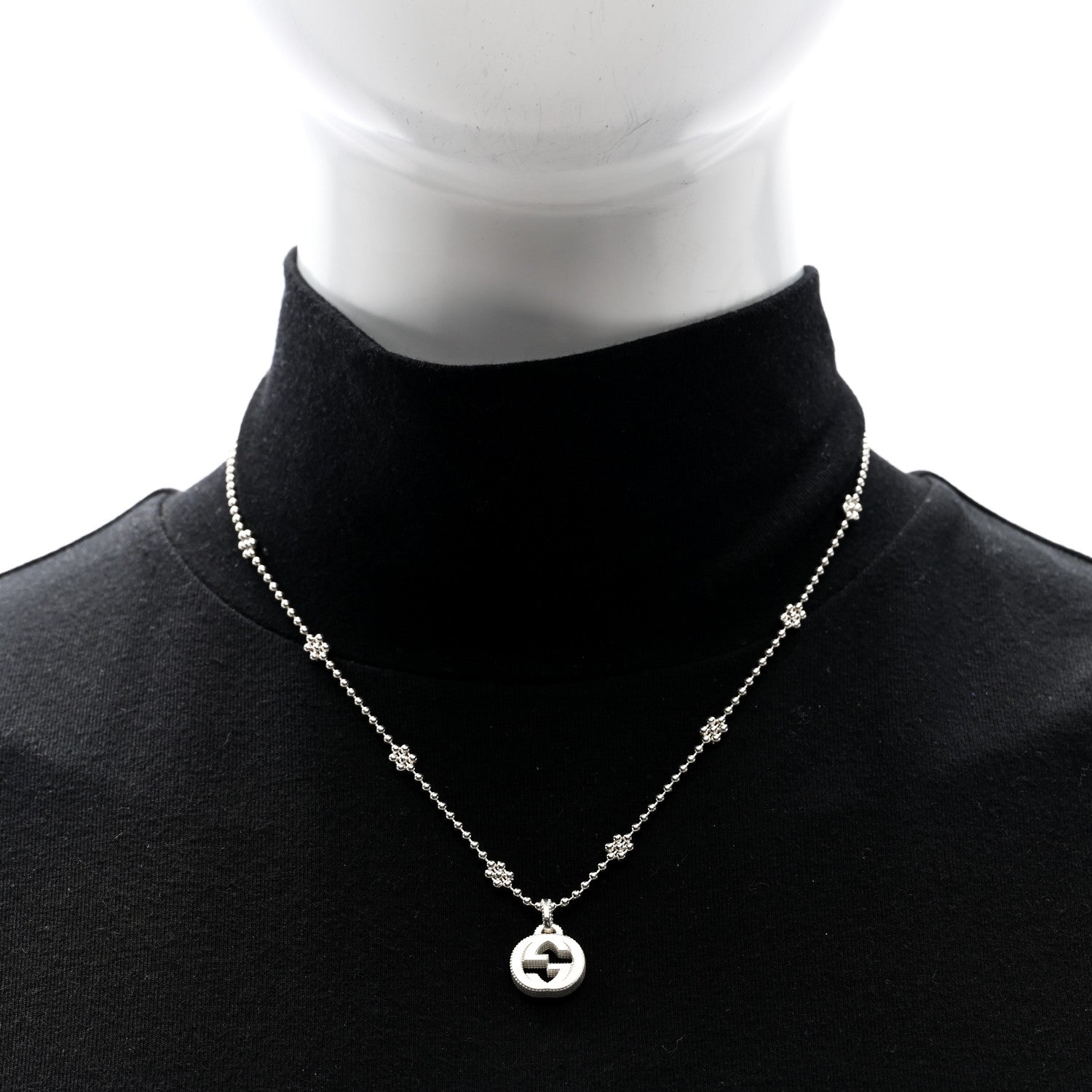 Gucci Sterling Silver Interlocking GG Pendant Beaded Necklace 2 of 5