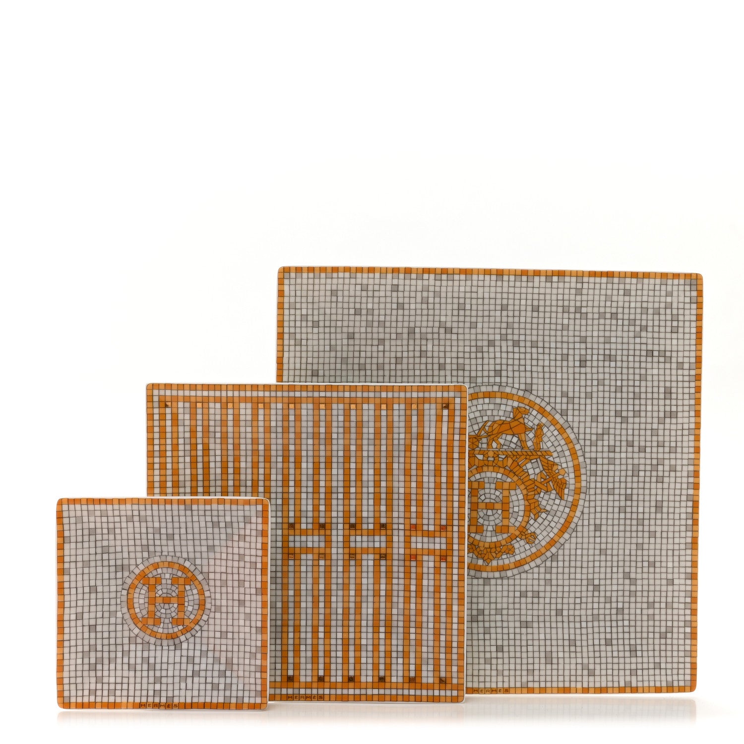 Hermes Porcelain Mosaique Au 24 Set of 3 Square Plates Gold 1 of 14