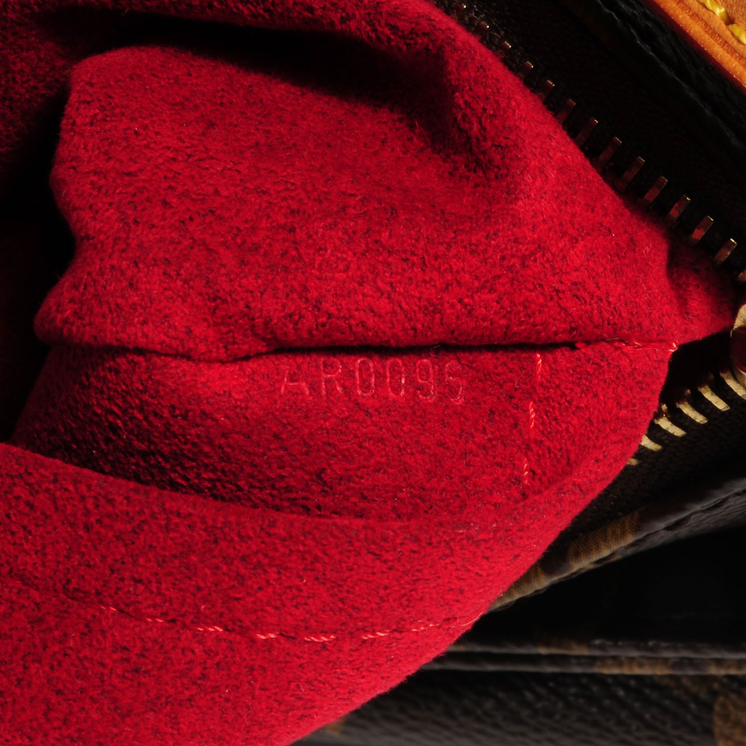 Louis Vuitton Monogram Viva-Cite GM 7 of 7