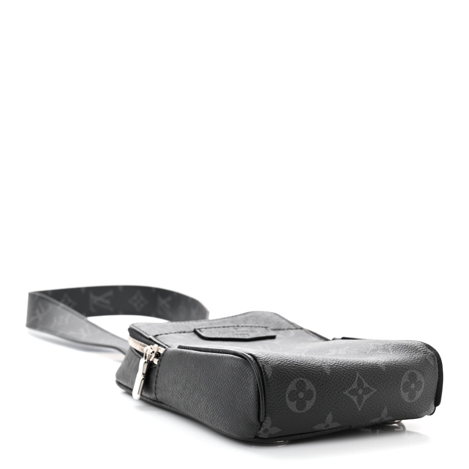 Louis Vuitton Taigarama Outdoor Slingbag Black 4 of 10