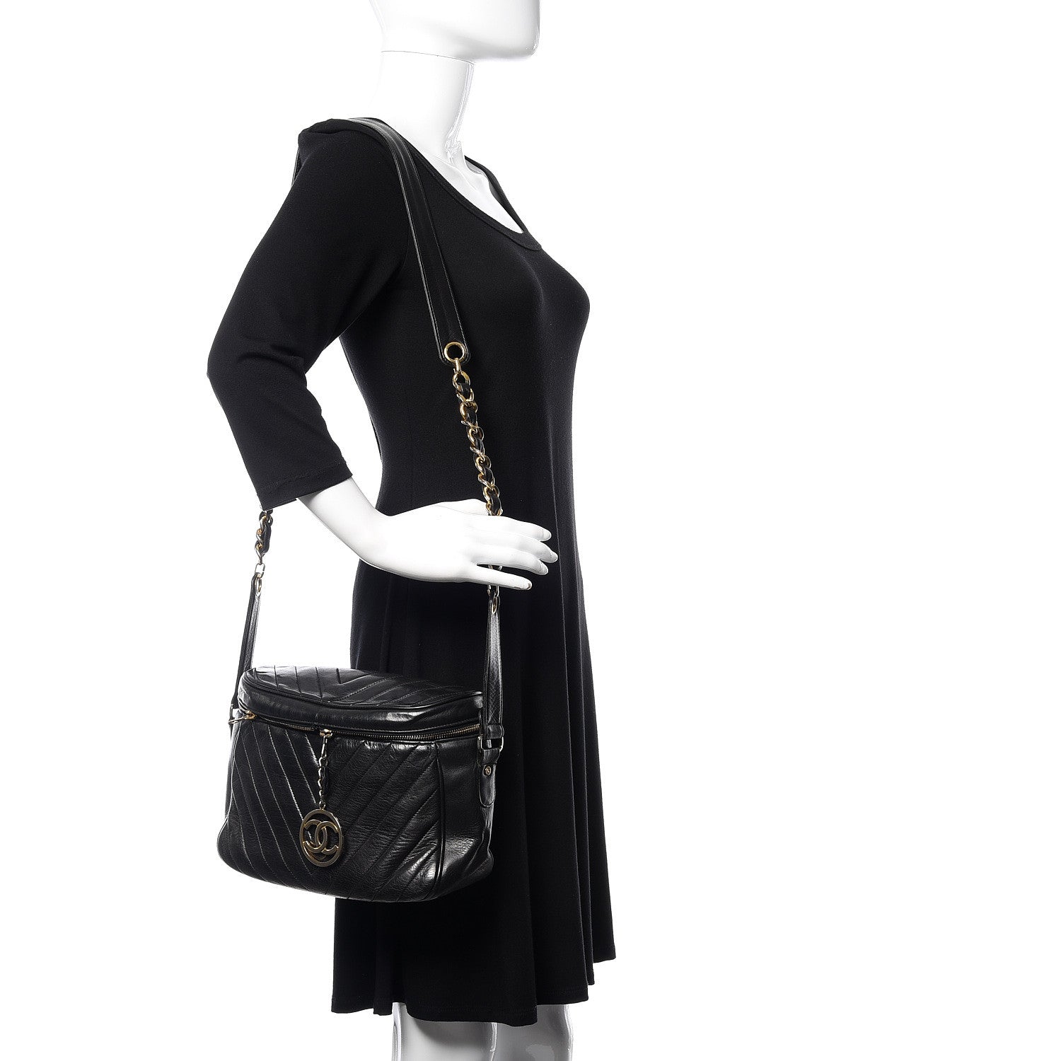 Chanel Lambskin Chevron Quilted Shoulder Bag Black 2 of 12