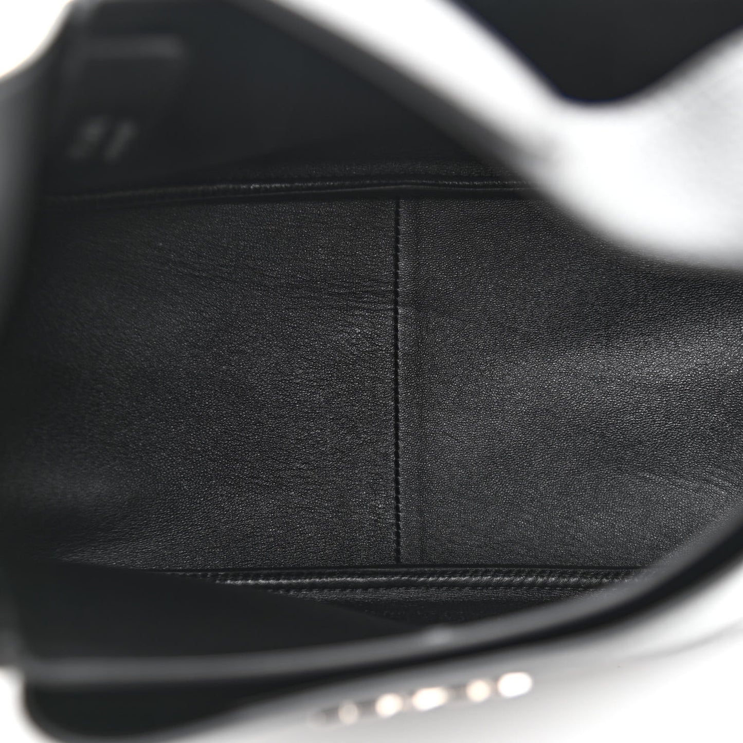 Vitello Daino Soft Dynamique Hobo Black