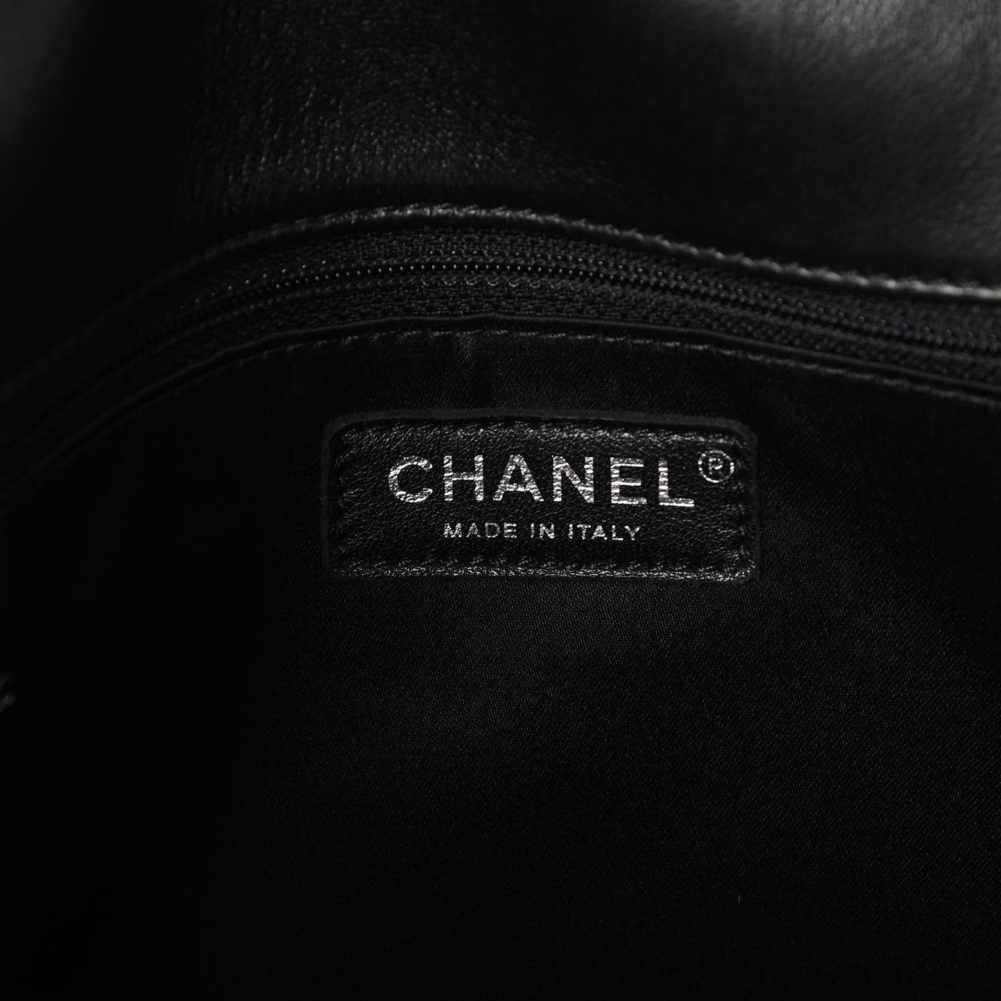 Lambskin Large CC Crossing Flap Black