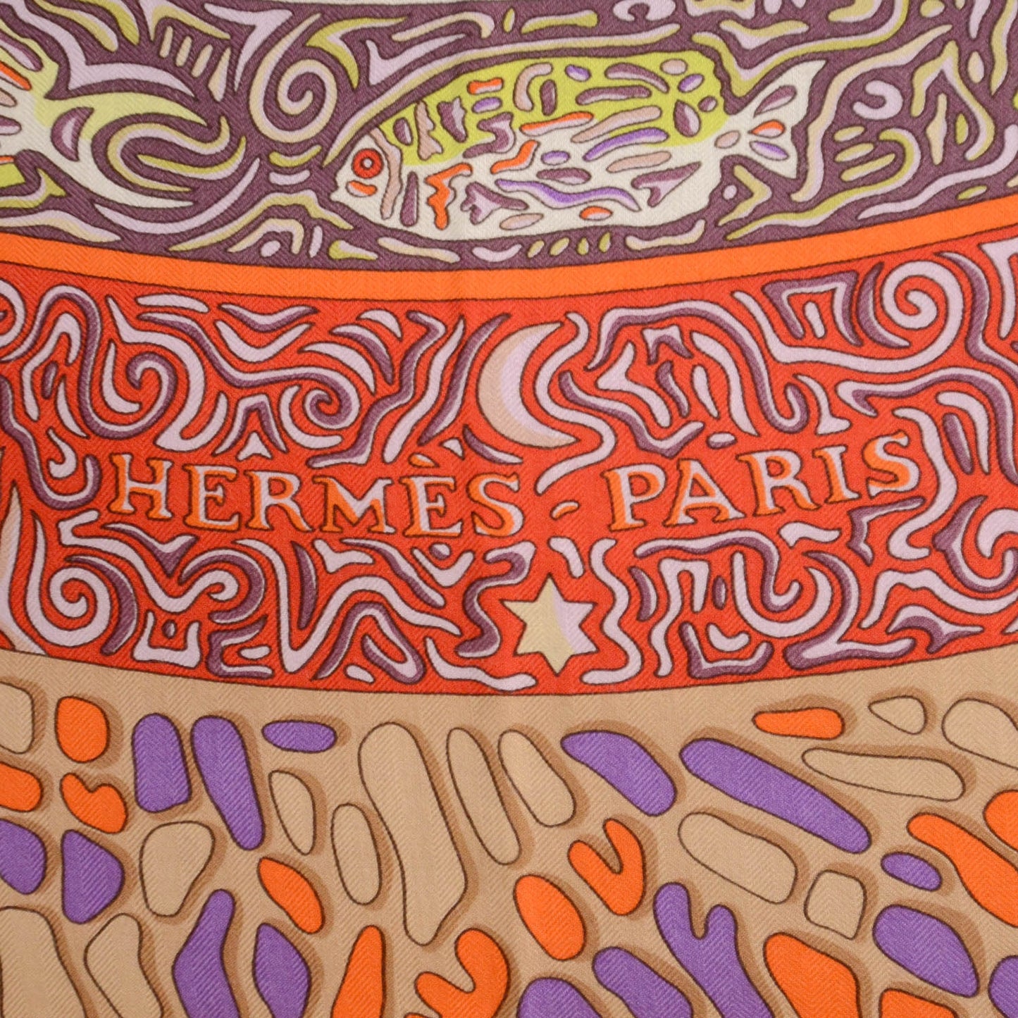 Cashmere Silk La Legende Du Poisson Corail Shawl 140