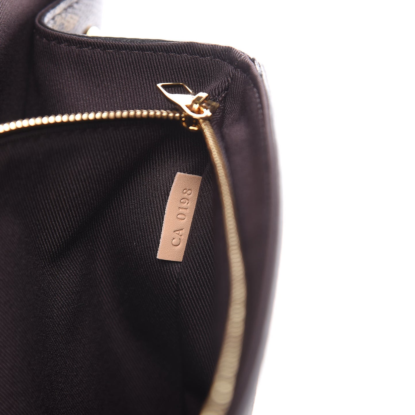 Monogram Cluny MM Papyrus Creme