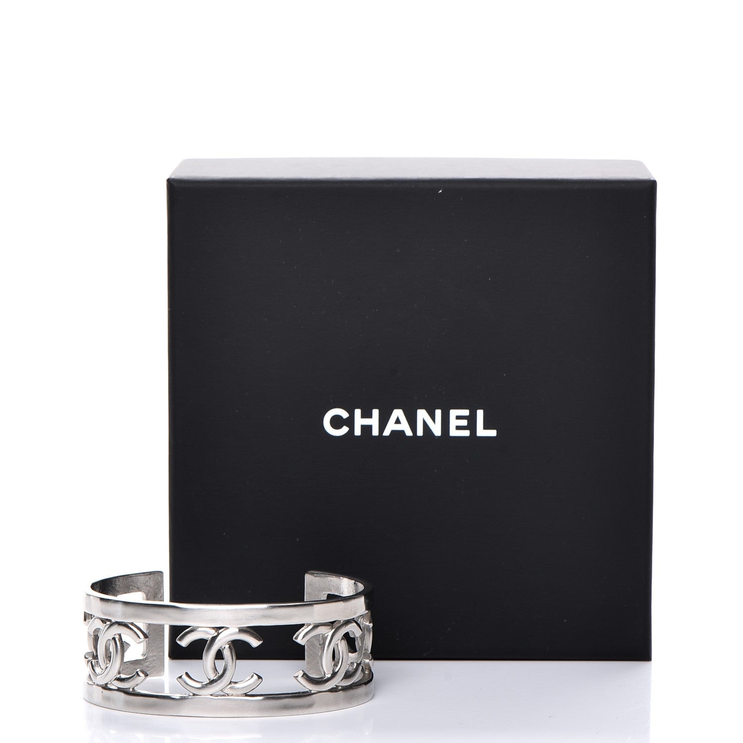Chanel Metal CC Cuff Silver 5 of 5