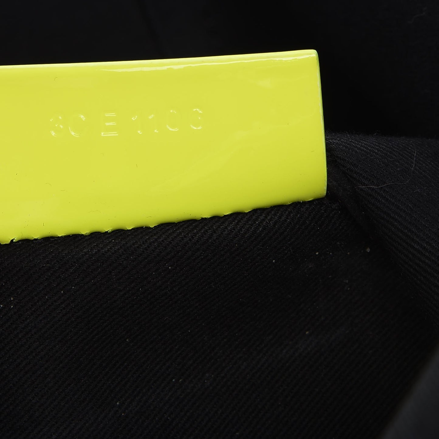 Calfskin Small Antigona Tote Black Neon Yellow