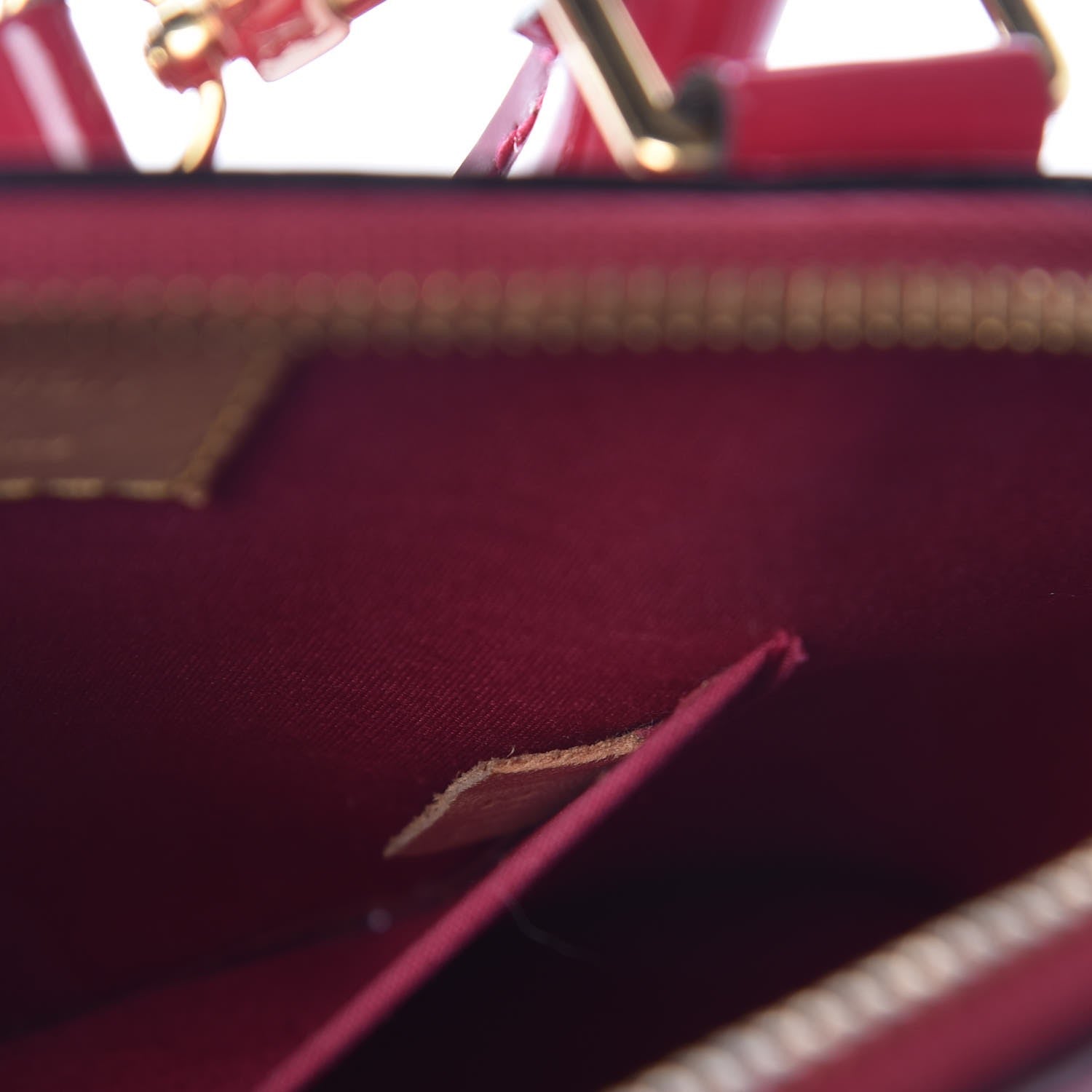 Louis Vuitton Vernis Alma BB Rose Indien 8 of 8