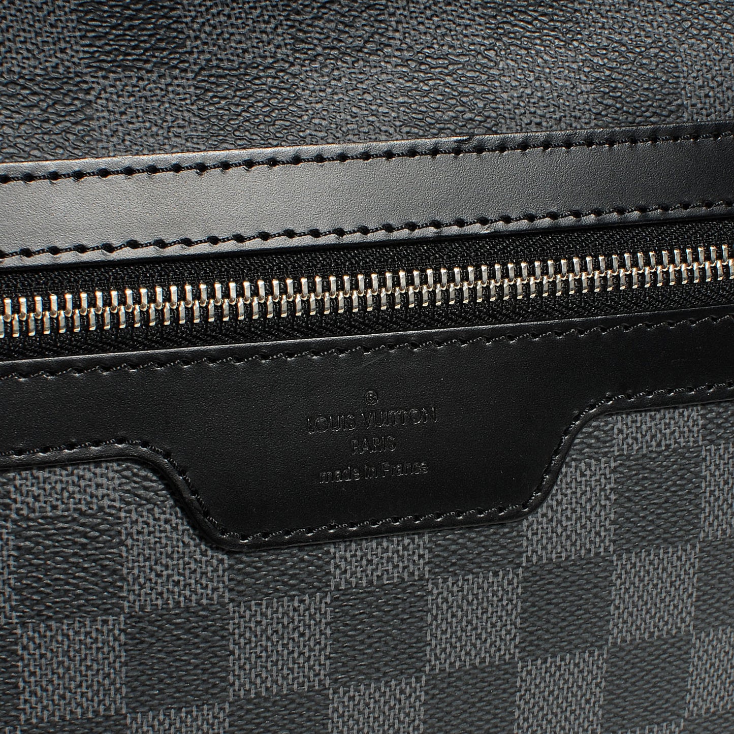 Damier Graphite Pilot Case